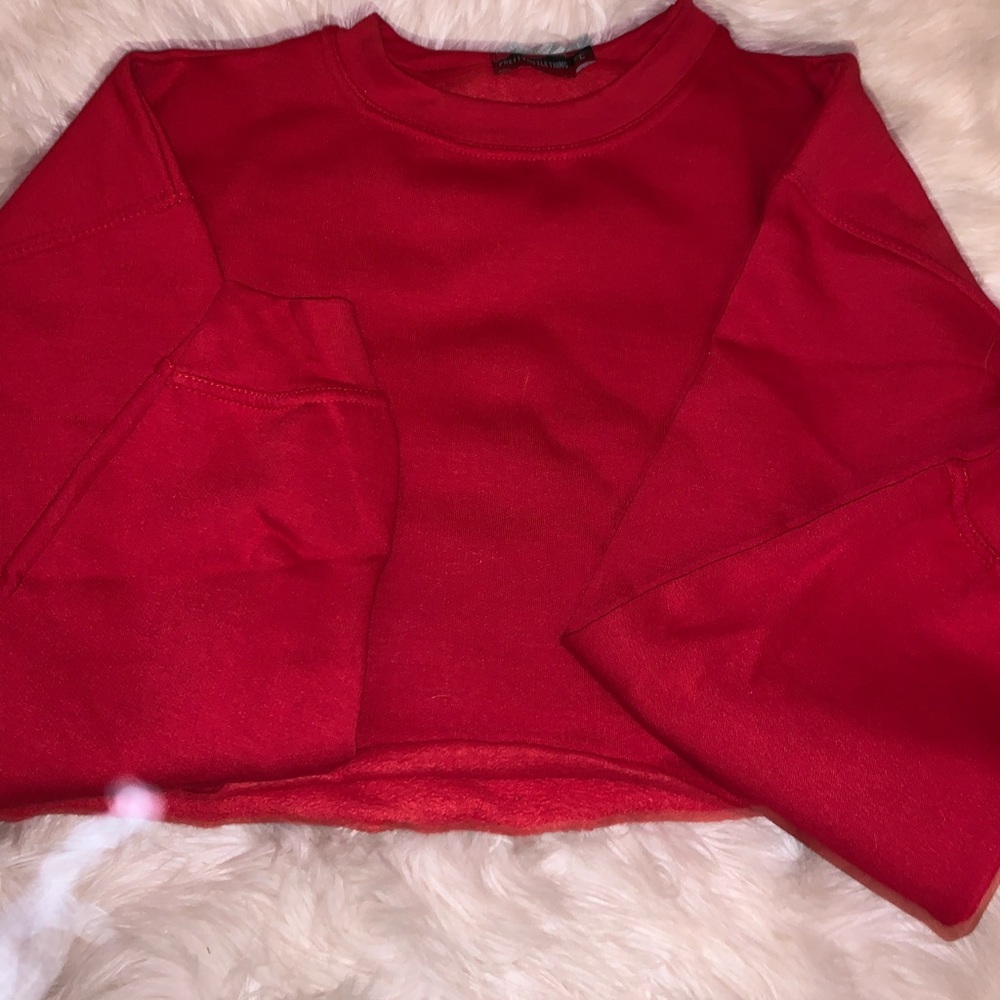 Cropped red fleece sweatshirt
